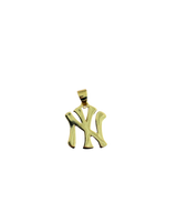 The New Yorker Charm
