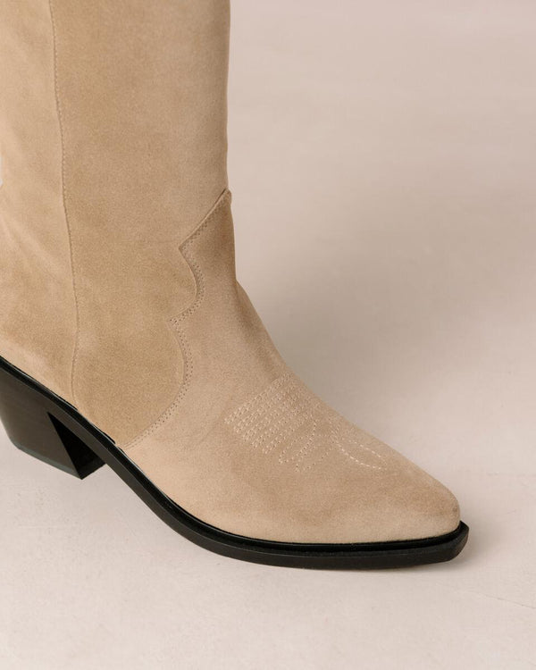 Mount Desert Taupe cowboy boot